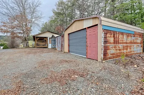 9 Wig King Road Murphy NC 28906