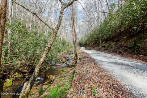 6387 Airport Road Andrews NC 28901