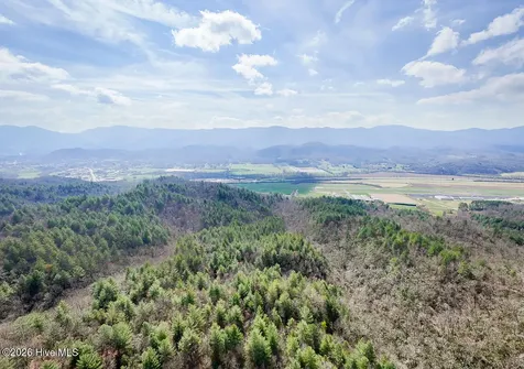 6387 Airport Road Andrews NC 28901