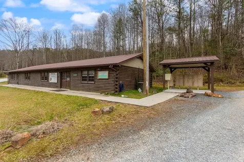 175 Pine Ridge Drive Andrews NC 28901