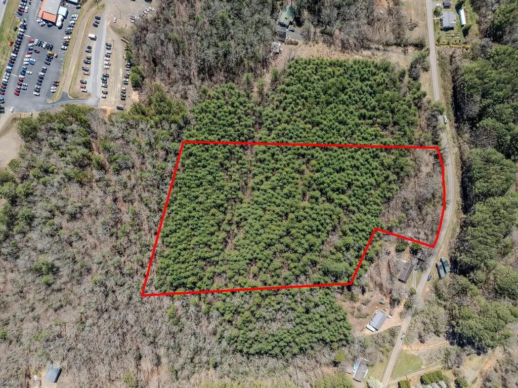 8 Acres Old Murphy Road Cherokee NC 28906