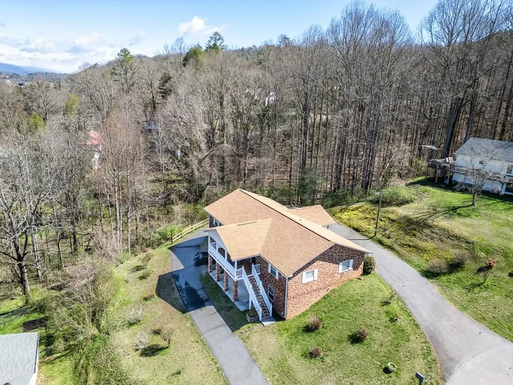 101 Dillard Street Murphy NC 28906