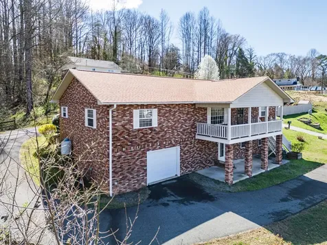 101 Dillard Street Murphy NC 28906