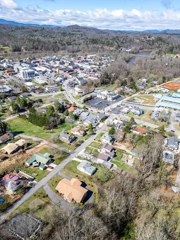 101 Dillard Street Murphy NC 28906