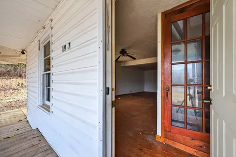 1917 Fairview Road Andrews NC 28901