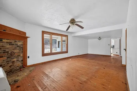 1917 Fairview Road Andrews NC 28901