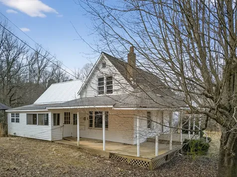 1917 Fairview Road Andrews NC 28901