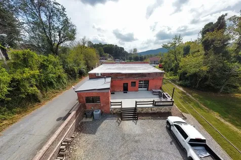 11 Railroad Street Murphy NC 28906