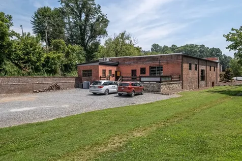 11 Railroad Street Murphy NC 28906