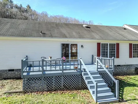 172 Eden Acres Drive Andrews NC 28901