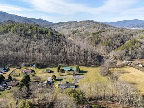 172 Eden Acres Drive Andrews NC 28901