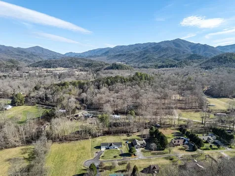 172 Eden Acres Drive Andrews NC 28901