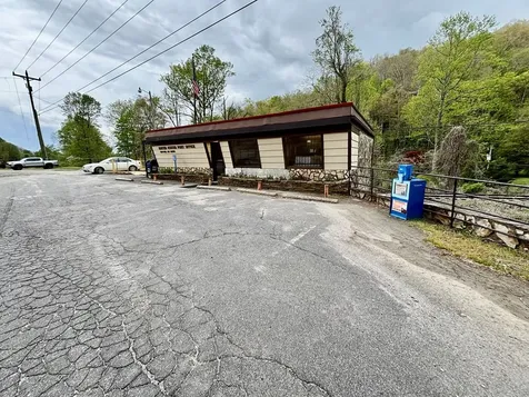 23979 Us Highway 19 Topton NC 28781