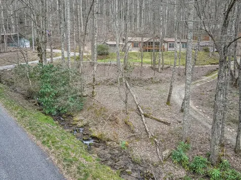 390 Camp Branch Whittier NC 28789
