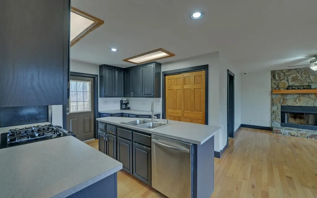 16 Bell Lane Morganton GA 30560