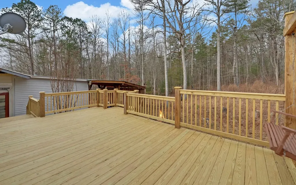 16 Bell Lane Morganton GA 30560