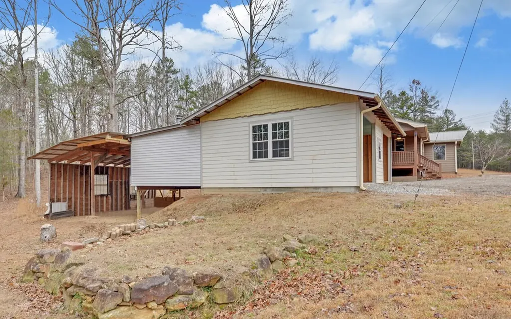 16 Bell Lane Morganton GA 30560