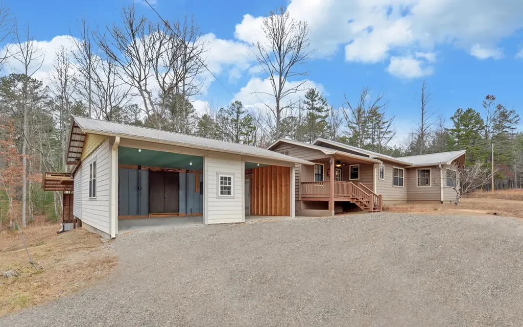 16 Bell Lane Morganton GA 30560