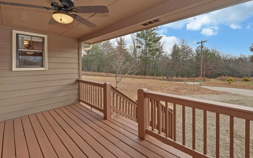 16 Bell Lane Morganton GA 30560