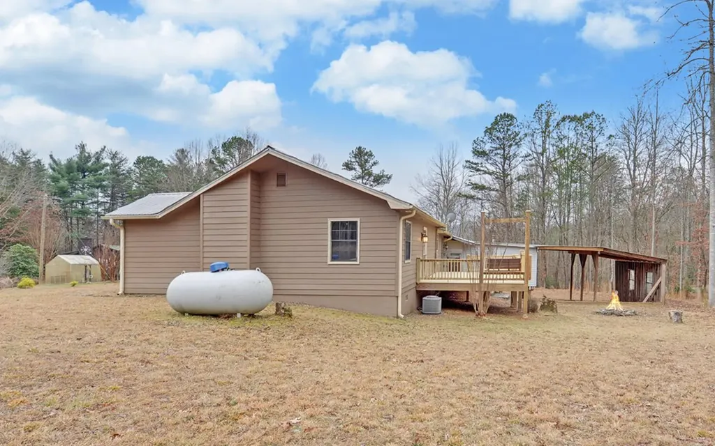 16 Bell Lane Morganton GA 30560