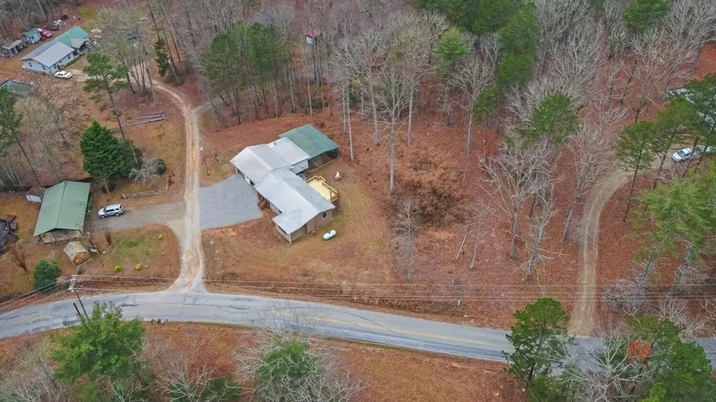 16 Bell Lane Morganton GA 30560