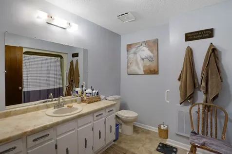 16 Lois Lane Hayesville NC 28904