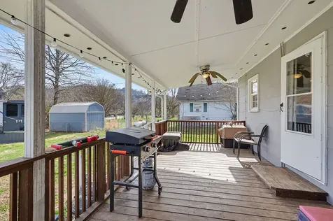 67 Lowell Street Murphy NC 28906