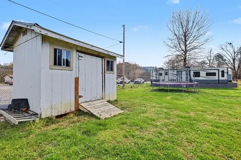 67 Lowell Street Murphy NC 28906