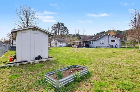 67 Lowell Street Murphy NC 28906