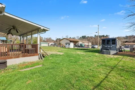 67 Lowell Street Murphy NC 28906