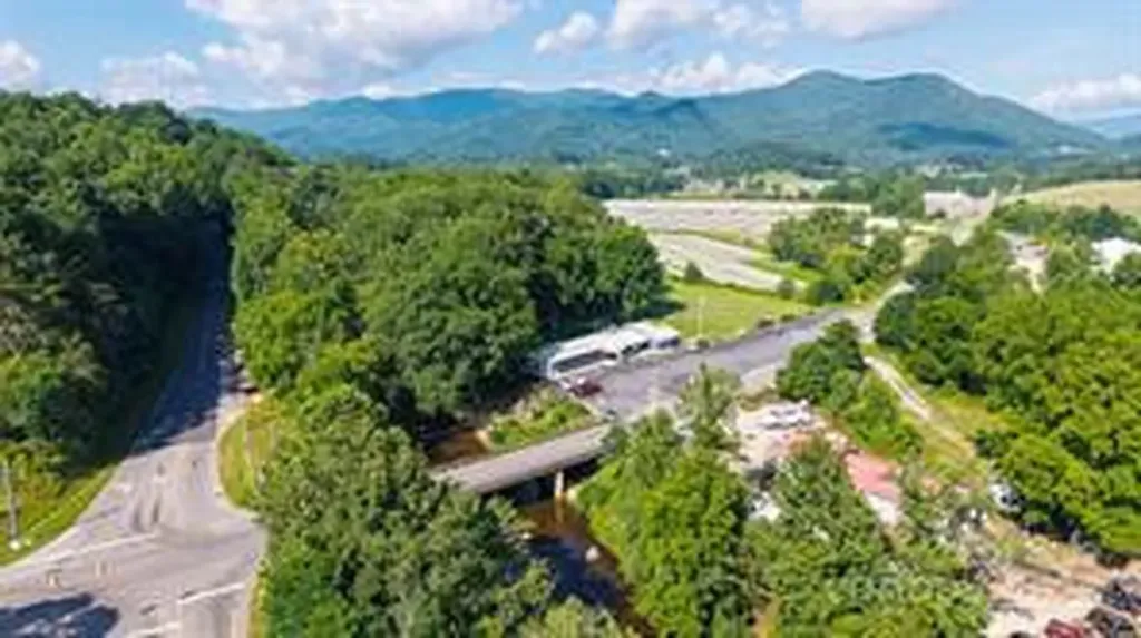 6306 Pigeon Road Canton NC 28716
