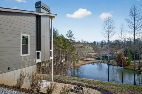 76 Murray Hill Terrace Hayesville NC 28904
