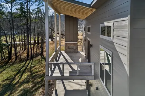 76 Murray Hill Terrace Hayesville NC 28904