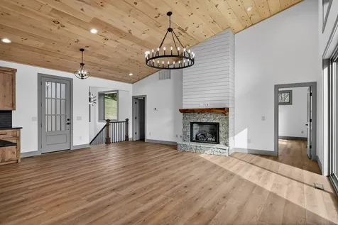 76 Murray Hill Terrace Hayesville NC 28904