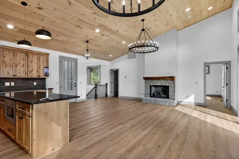 76 Murray Hill Terrace Hayesville NC 28904