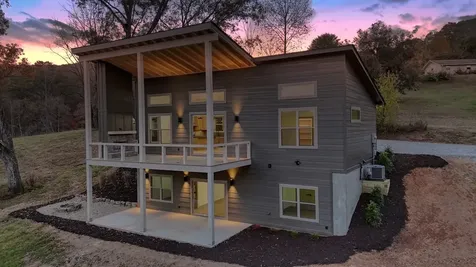 76 Murray Hill Terrace Hayesville NC 28904