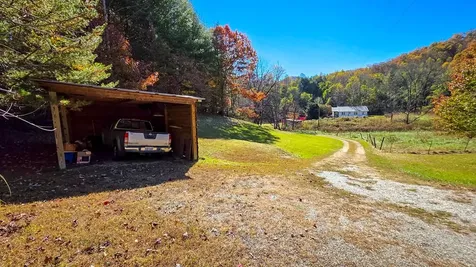 173&130 Edwards Cove Road Bryson City NC 28713