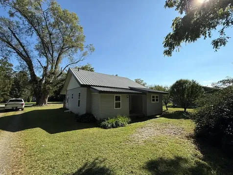 110 Fisher Street Andrews NC 28901