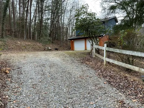 1600 Long Branch Road Marble NC 28905