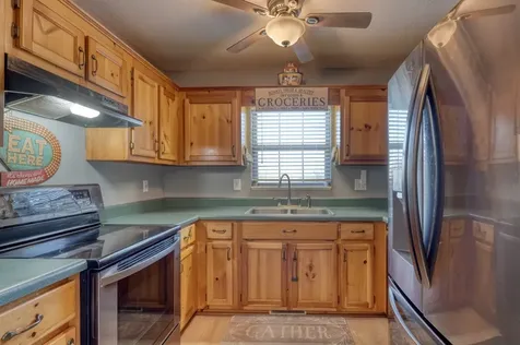 531 Wikle Road Hayesville NC 28904