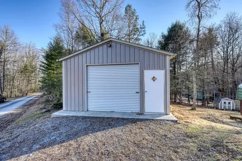 531 Wikle Road Hayesville NC 28904