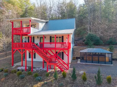 311 Twin Cedars Drive Murphy NC 28906