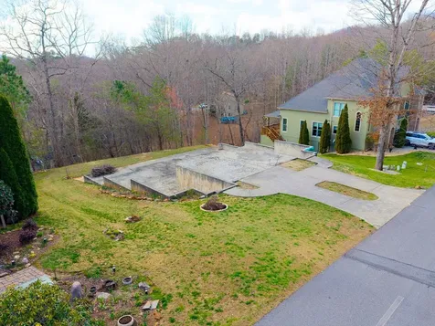Tbd Licklog Ridge Hayesville NC 28904