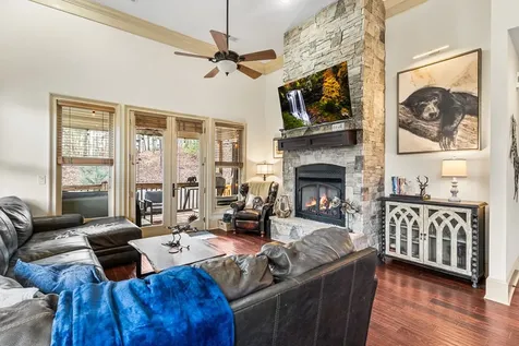 476 Licklog Ridge Hayesville NC 28904
