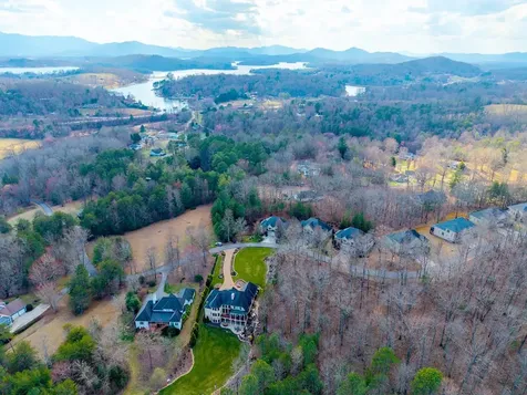 476 Licklog Ridge Hayesville NC 28904