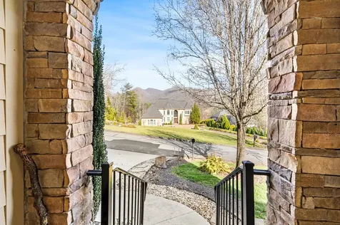 476 Licklog Ridge Hayesville NC 28904