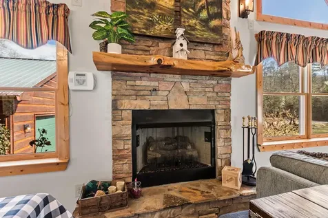 64 Canoe Bend Murphy NC 28906