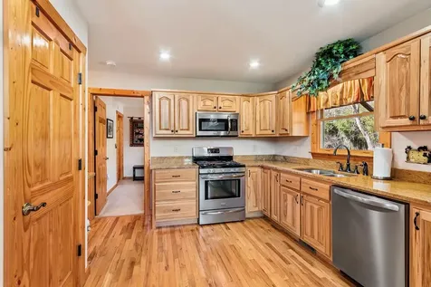 64 Canoe Bend Murphy NC 28906