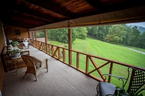 1620 E Buffalo Road Robbinsville NC 28771