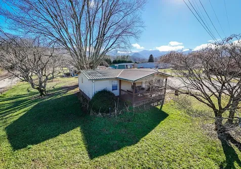 2617 Stewart Road Andrews NC 28901